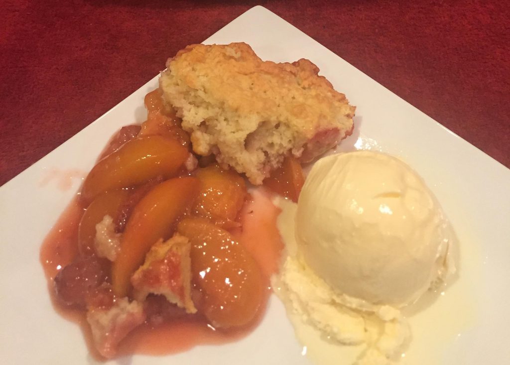 Cook+up+delicious+strawberry-peach+cobbler+in+11+easy+steps