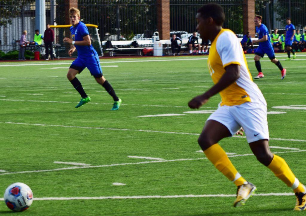 Men’s soccer increases win streak to six after 3-1 win