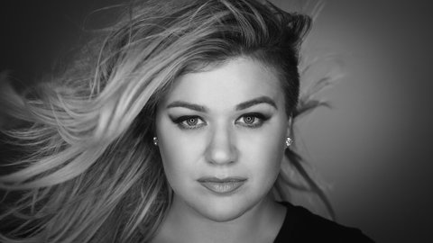 Kelly Clarkson returns with ‘Meaning of Life’