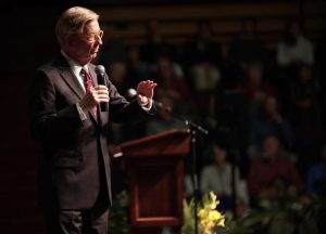 Post columnist speaks at Hammermill Center