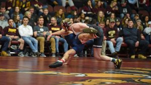 Men’s wrestling win streak snapped; women lose to Tiffin