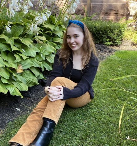 Photo of Chloe Forbes
