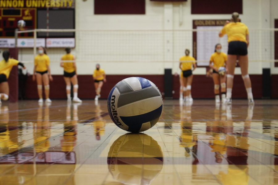 Women’s volleyball stays ready for new season