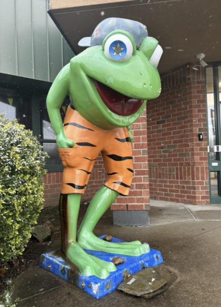 Iconic Statues from LeapFrog! and GoFish! Projects – THE GANNON KNIGHT