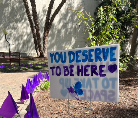 Active Minds spreads awareness with purple flag