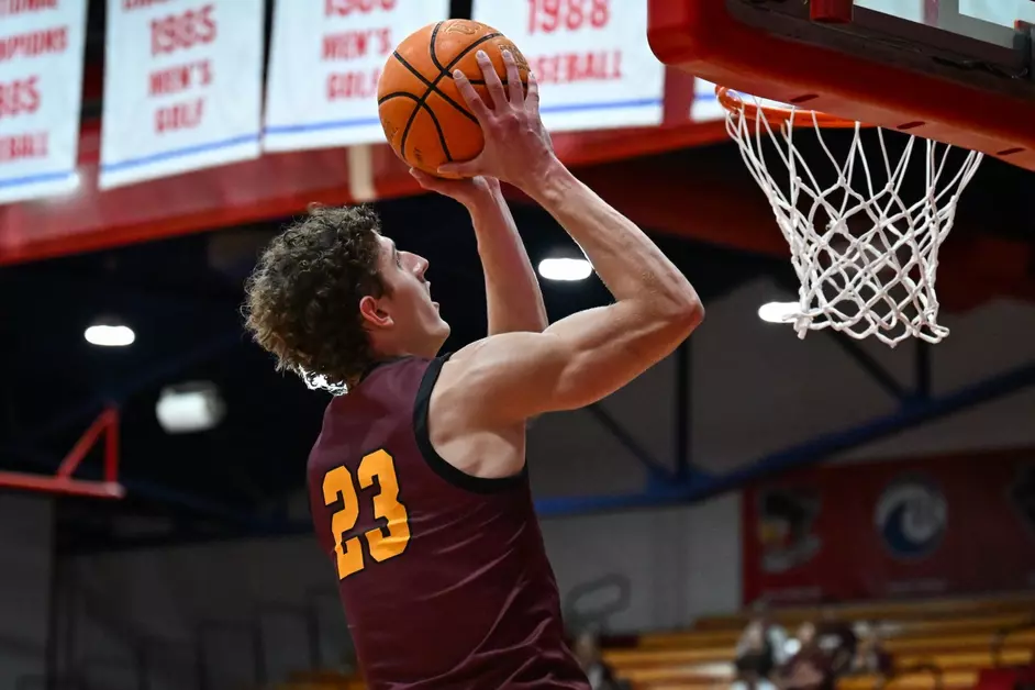 The Men's Basketball team starts off their season in Lakeland, Fla. 