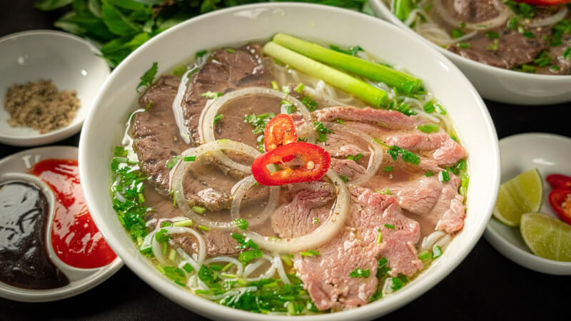 Pictured is Phở, one of the most famous traditional dishes of Vietnam. (Photo/FohlaFood.vn)